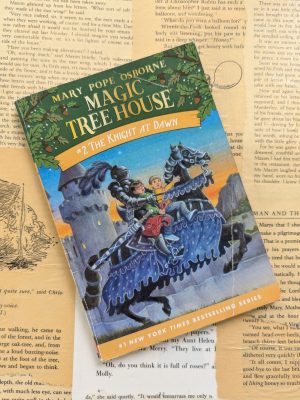 Magic Tree House: The Knight at Dawn by Mary Pope Osborne